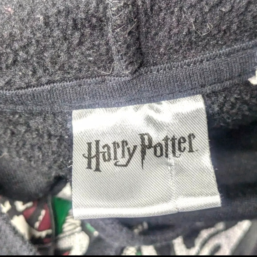 Harry Potter Hogwarts black Hoodie size XS 100% Polyester - Picture 8 of 12